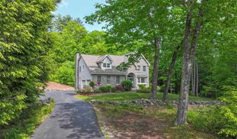 48 Essex Rd, Bedford, NH 03110