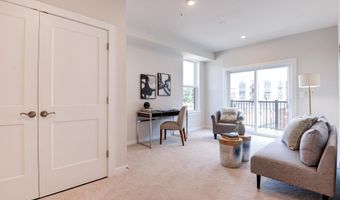 43792 MIDDLEWAY Ter, Ashburn, VA 20147