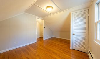 10 Upper Woodland Ter, Columbia, CT 06237