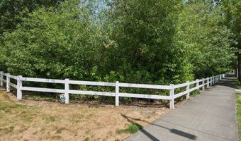 12805 SW NIGHT HERON Ln 102, Beaverton, OR 97007