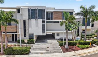 3750 Yacht Club Dr TH5, Aventura, FL 33180