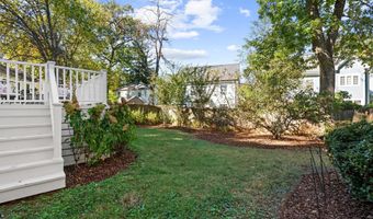 5621 HUNTINGTON Pkwy, Bethesda, MD 20814