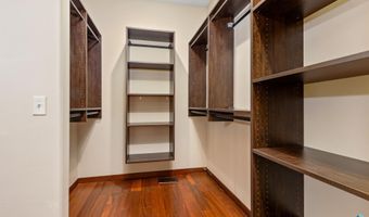 301 S Spring Pl, Brandon, SD 57005