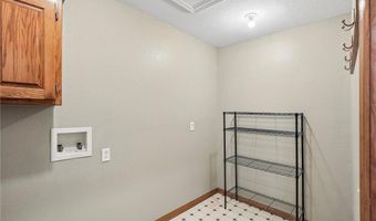 204 E 8th St, Adrian, MO 64720