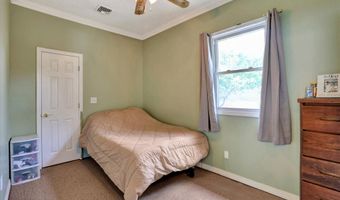 224 Walling Pl, North Middletown, NJ 07748