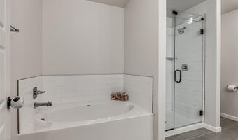 428 Vista Dr, Yukon, OK 73099