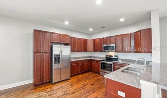 29 Spearmint Cir, Beaufort, SC 29906