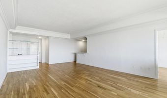 6 Whittier Place 17D, Boston, MA 02114