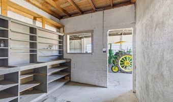 601 W Holland Ave, Alpine, TX 79830