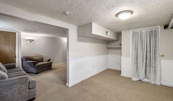 33 Jordan St, Beverly, MA 01915