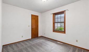 7775 Glenda Ct, Apple Valley, MN 55124