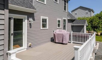 123 Lasalle Dr, Bangor, ME 04401