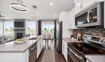 3817 NW Beechwood St, Ankeny, IA 50023