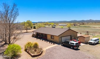 25690 N Burgundy Way, Paulden, AZ 86334