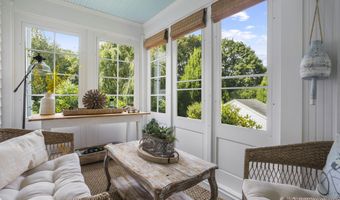 22 School St Mystic, Stonington, CT 06355