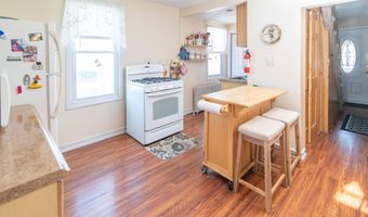 55 Lower Main St, Aberdeen, NJ 07747