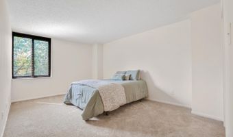 7401 WESTLAKE Ter #215, Bethesda, MD 20817