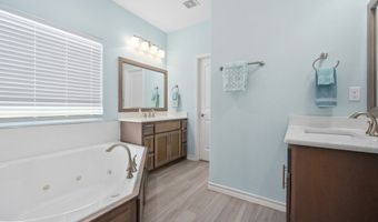 1074 S BAY St, Aransas Pass, TX 78336