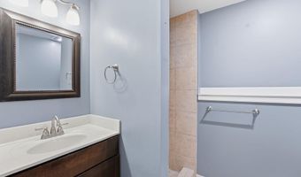 7916 FRYE Rd, Alexandria, VA 22309
