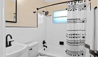 19 W HAZEL St, Orlando, FL 32804