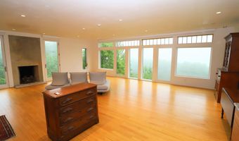 968 Centebar Rd, Albany, VT 05845