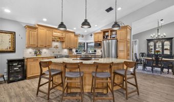 1043 LAKESIDE Dr, Apopka, FL 32712