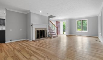 11 Spring Hill Rd, Bedford, NH 03110