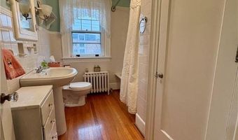 1852 Chew St, Allentown, PA 18104