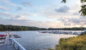 110 Rocky Hollow Rd, East Greenwich, RI 02818