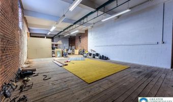 514 N Poplar St, Allentown, PA 18102
