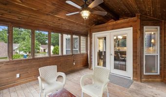 20 Greystoke Ct, Ballwin, MO 63021