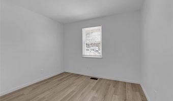 504 Thornlea Ct, Ballwin, MO 63011