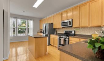 2801 Waterfront Ave, Algonquin, IL 60102