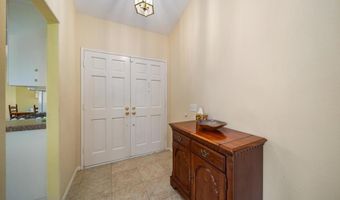 610 Creekside Ave, Oceanside, CA 92057