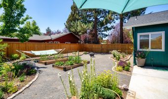 61178 Brookhollow Dr, Bend, OR 97702