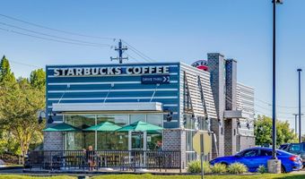 4 Robin Ct, Angleton, TX 77515