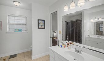 385 Lakeview Blvd, Biloxi, MS 39531