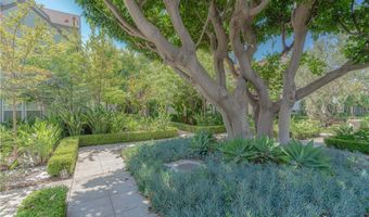 672 E Valencia 108, Anaheim, CA 92805