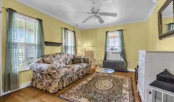 41 South Ave, Atlantic Highlands, NJ 07716