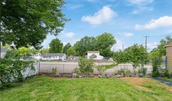 1012 Brown St, Akron, OH 44301