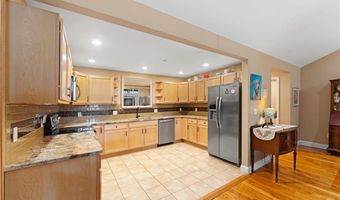 1 Tupperware Dr 326, North Smithfield, RI 02896