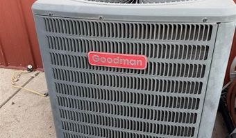 627 MAIN St, Bayard, NE 69334