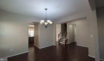 25501 EMERSON OAKS Dr, Aldie, VA 20105