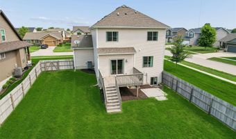 302 31st St SW, Altoona, IA 50009