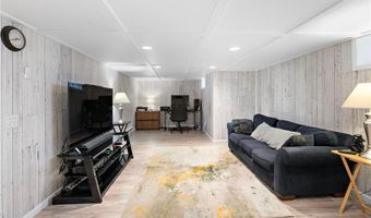 1704 7th Ave, Anoka, MN 55303