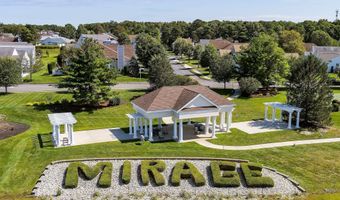 6 Swan Lake Ct, Barnegat, NJ 08005