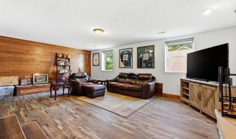 27 Hickory Dr, Barboursville, WV 25504