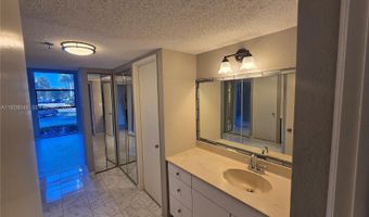 20505 E Country Club Dr 138, Aventura, FL 33180