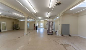 945 Pine Ave, Albany, GA 31701