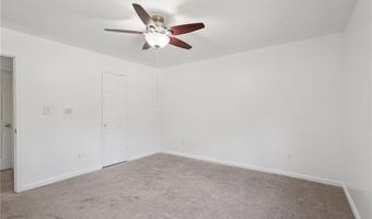 1496 Fallsbrook Ct NW, Acworth, GA 30101